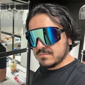 Sport Men Sunglasses Oversized Wrap Around Shield Protective UV400 Lentes‎ Gafas